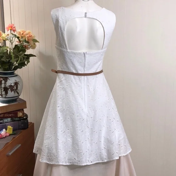 B. Darlin Short White Mini Dress Eyelet Lace Fit & Flare Cutout Back Sz 7/8 - Picture 4 of 12